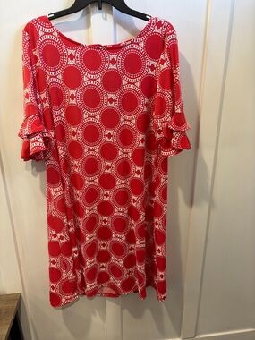 Ronni Nicole Red and White Circle Print Midi Dress